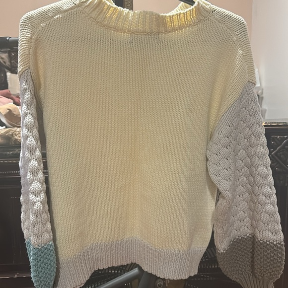 Shop cider Brand new sweater size L - Picture 2 of 2